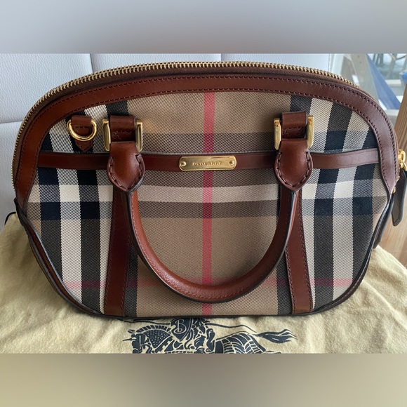 Burberry Bag - excellent condition!!! - Picture 3 of 11